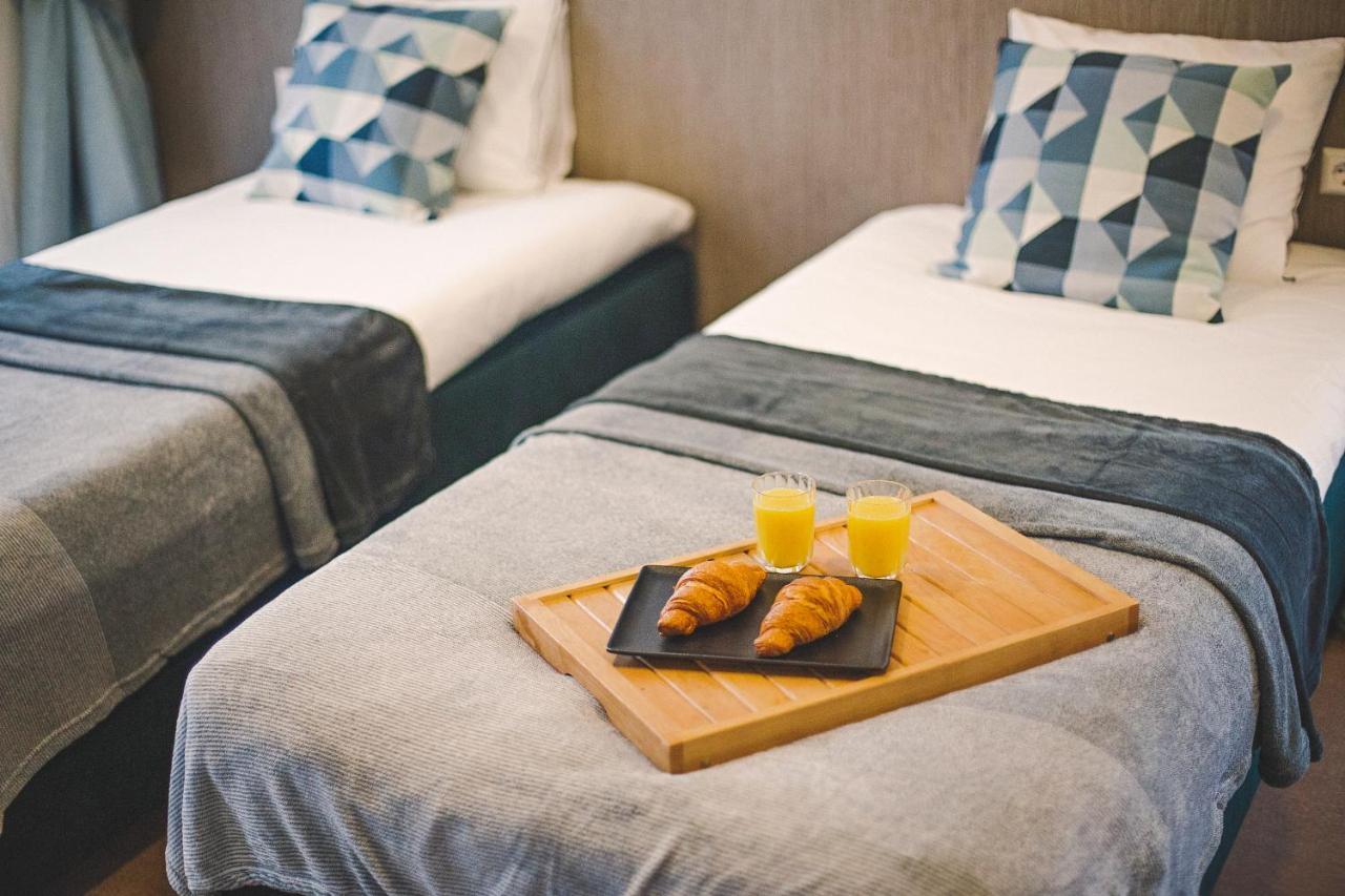 Floros Namai Hotel Silale Bagian luar foto